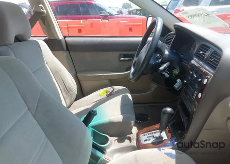 2000 Subaru Outback from USA, damaged, VIN 4S3BH6659Y7649418